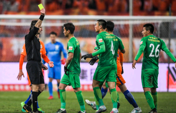 体育十四运会和残特奥会火炬在宝鸡开始传递