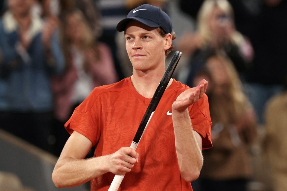 全市场：梅努是那不勒斯的首选，佩莱格里尼和米雷蒂也是候选